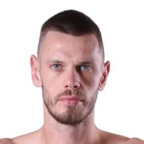 ルーカス・アハテルバーグ