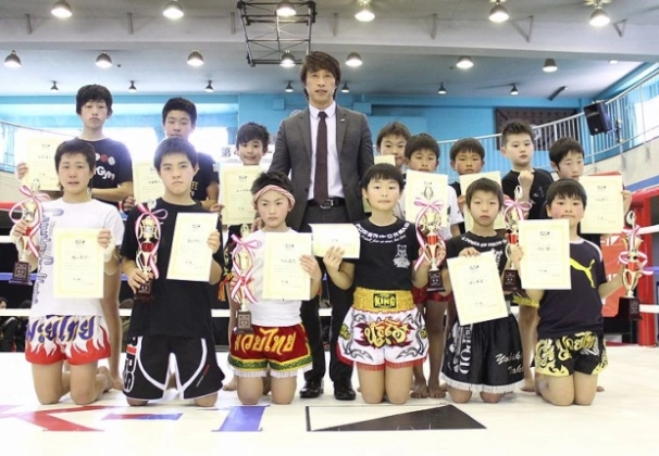 第4回 K-1 CHALLENGE 2015 優勝者