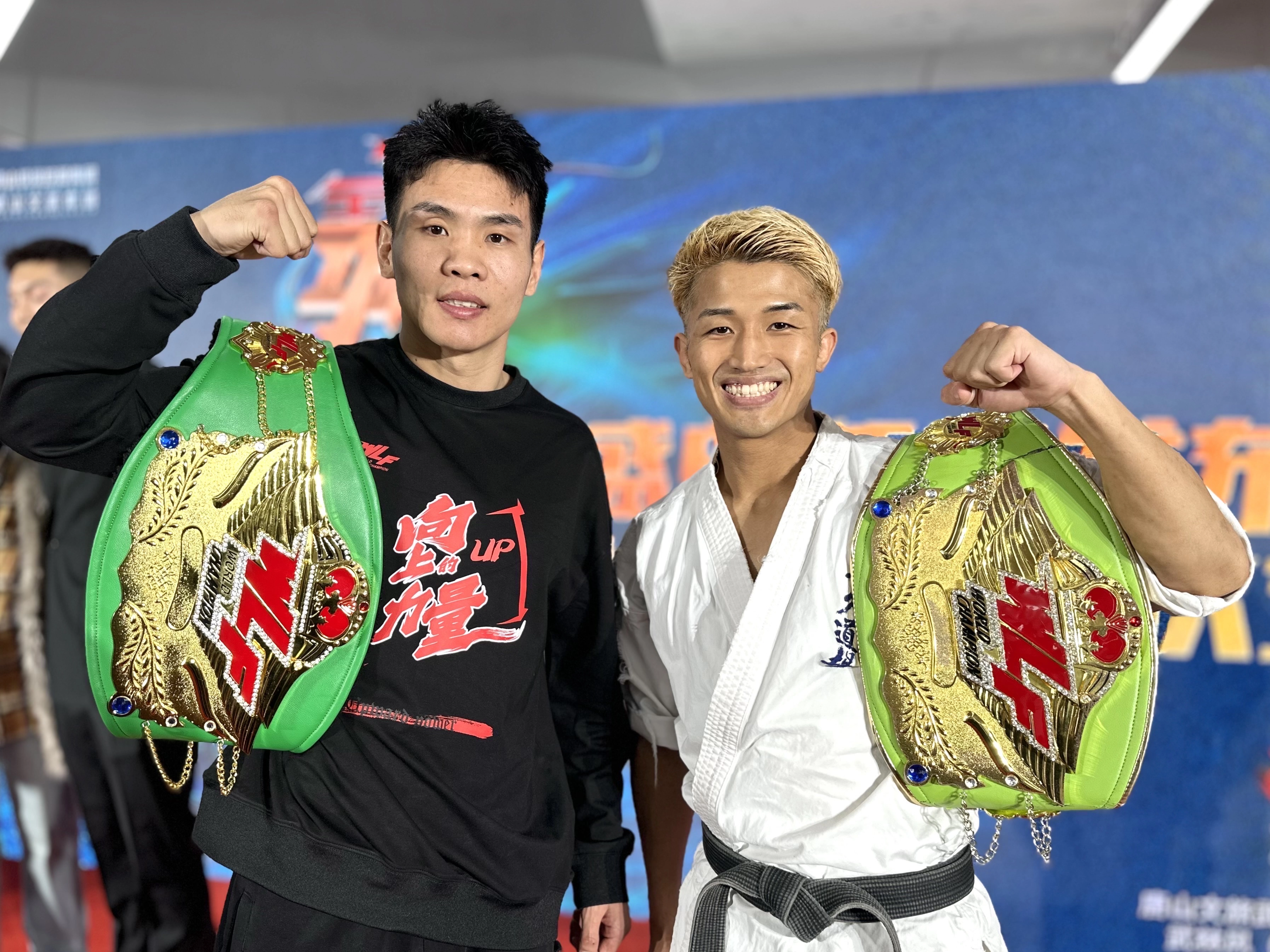 オウヤン・フェン（左）と朝久裕貴（写真提供：CFP 岩熊宏幸）