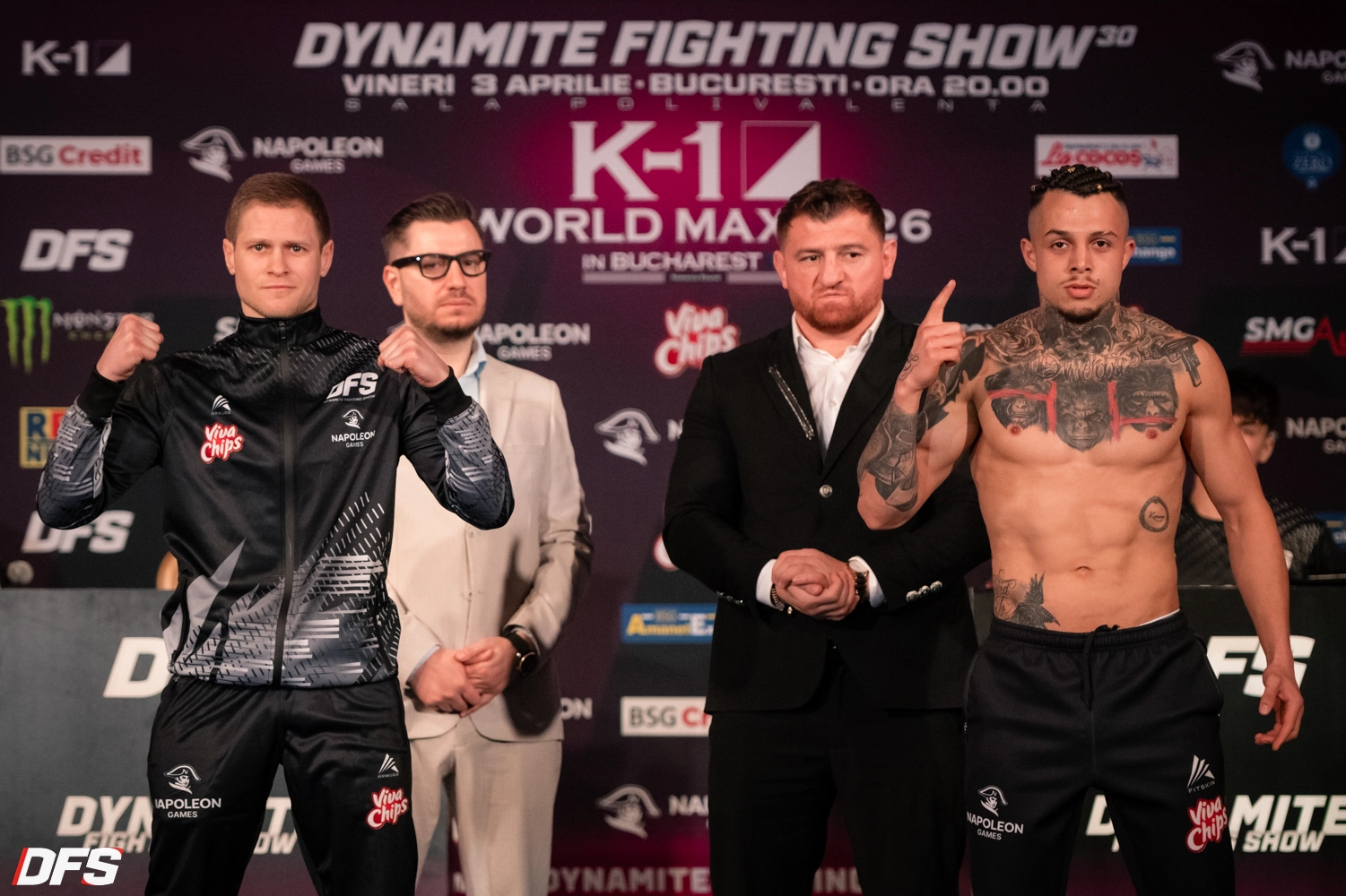 アンドレイ・ヴァルガ(ルーマニア・右) vs. セルゲイ・アダムチャック(ウクライナ・左)