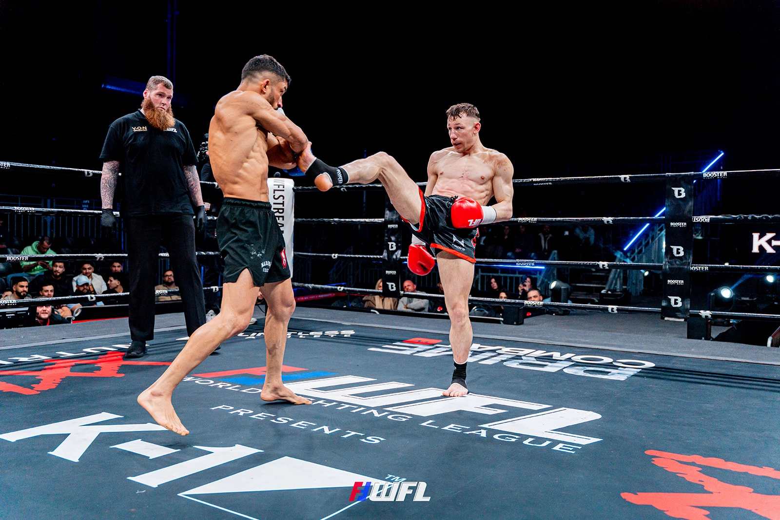 ラーマスが準決勝でKO勝ち