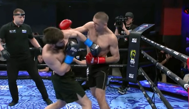 優勝候補のセメノフ（右）は勝利も手を負傷で欠場に