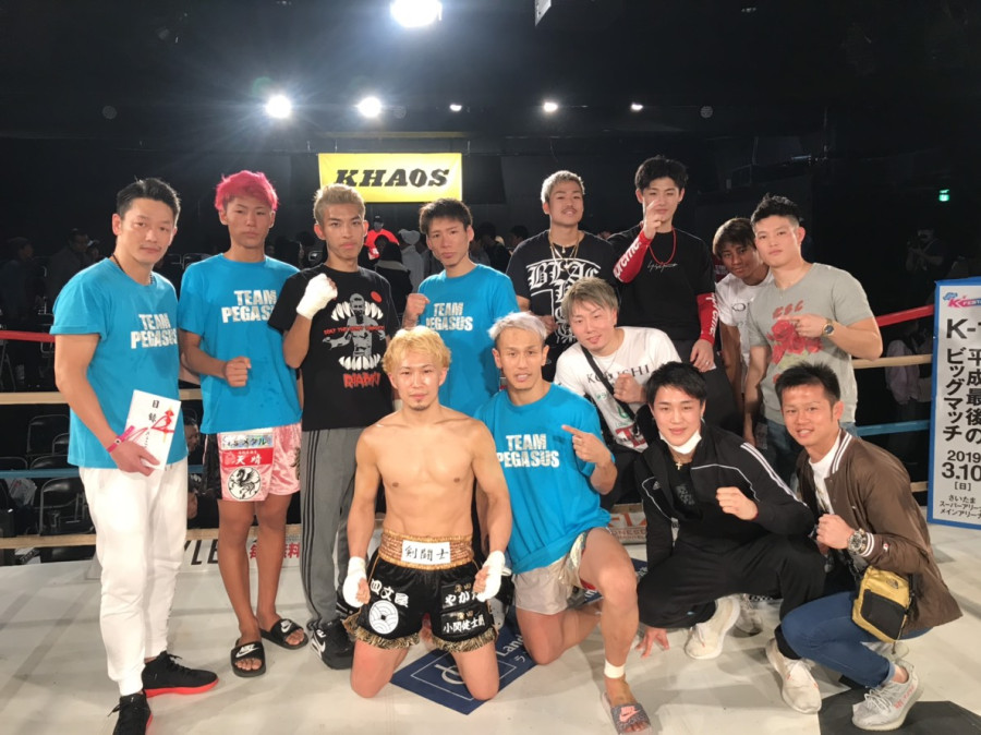 Khaos 5 11 17 土 新宿 Battle Of Khaos 白熱のジム別対抗戦はk 1ジム総本部チームペガサスがwsrフェアテックスジムに3勝2敗で勝利 K 1公式サイト 立ち技格闘技イベント K 1 Japan Group